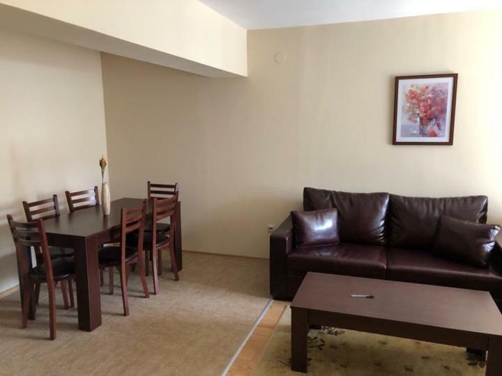 Aspen Suites In Aspen Ski And Spa Resort 拉兹洛格 外观 照片